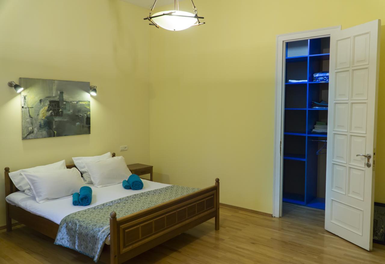 4Bd Appartaments With Cozy Garden Tbilisi Exteriér fotografie