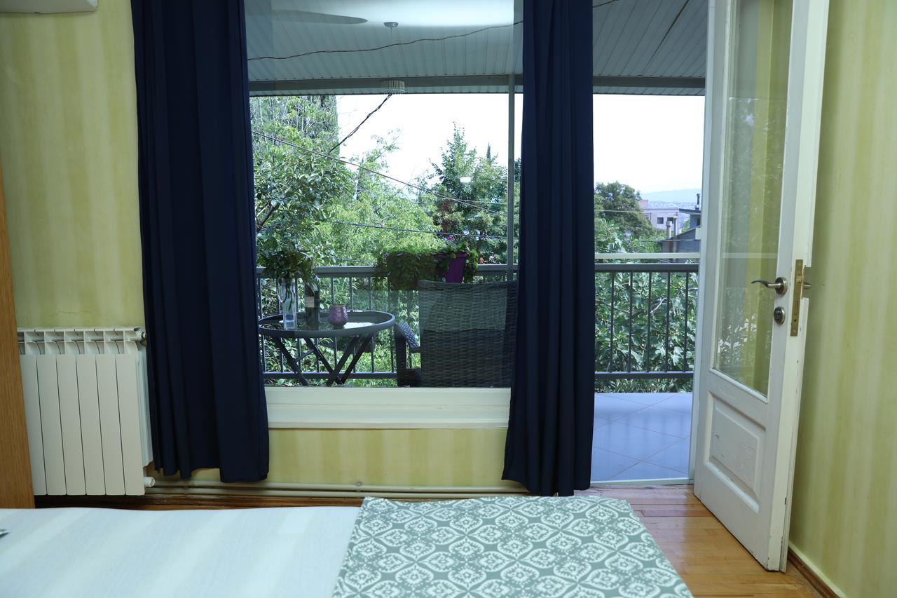 4Bd Appartaments With Cozy Garden Tbilisi Exteriér fotografie